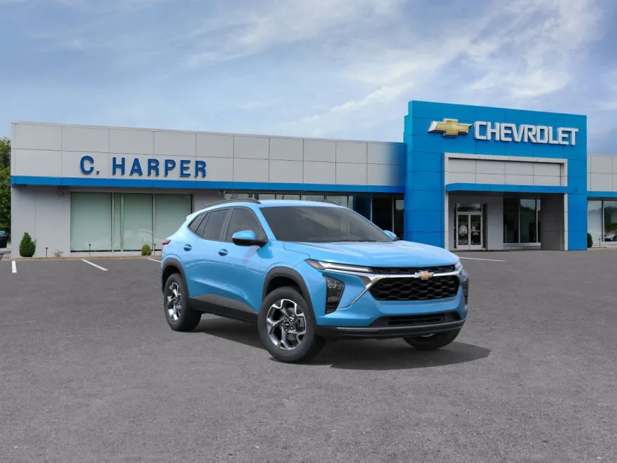 2025 Chevrolet Trax LT photo 1