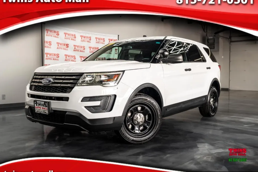 2016 Ford Explorer photo 1