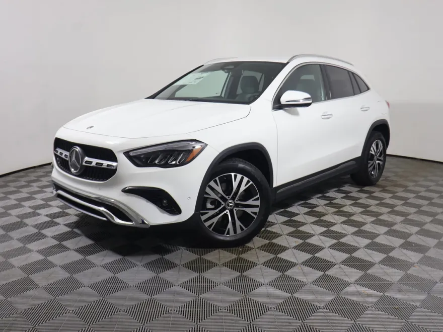 2026 Mercedes Benz GLA 250 photo 1