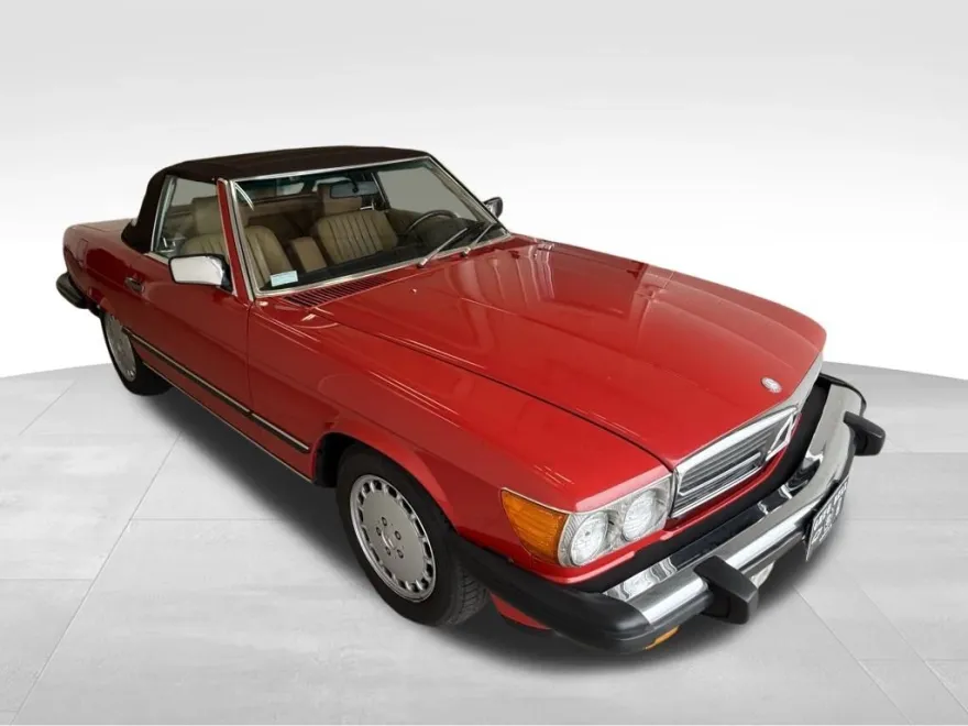 1988 Mercedes Benz 560 photo 1