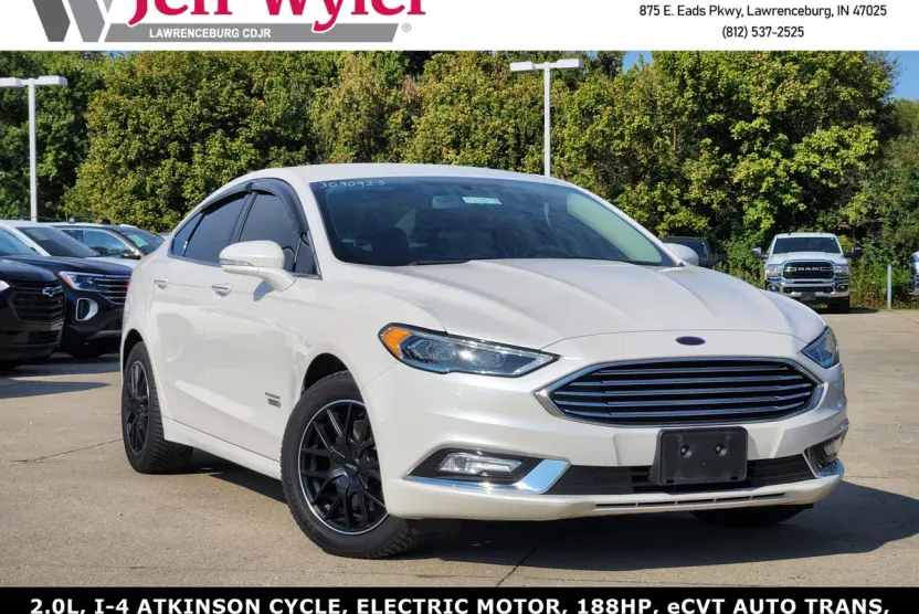 2017 Ford Fusion Energi SE photo 1