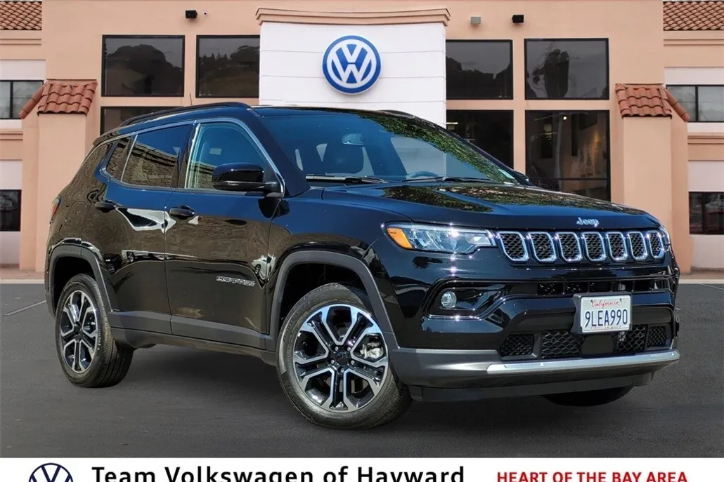 2024 Jeep Compass Limited photo 1