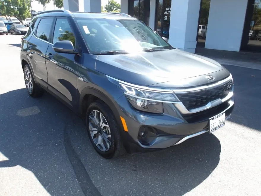 2021 Kia Seltos EX photo 1