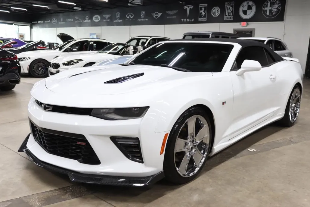 2016 Chevrolet Camaro SS photo 1