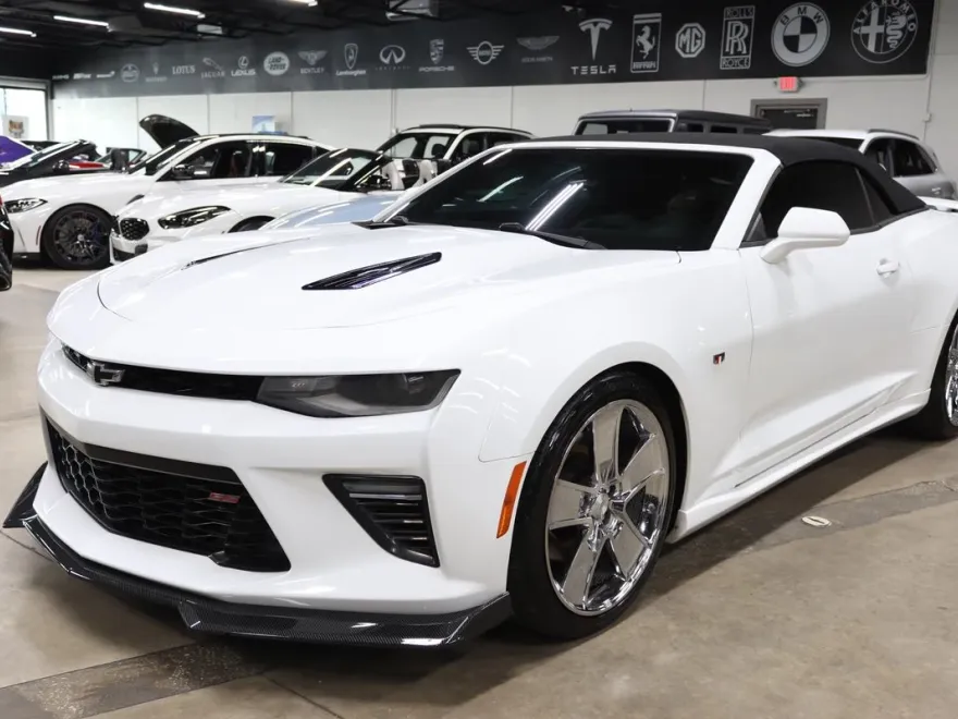 2016 Chevrolet Camaro SS photo 1