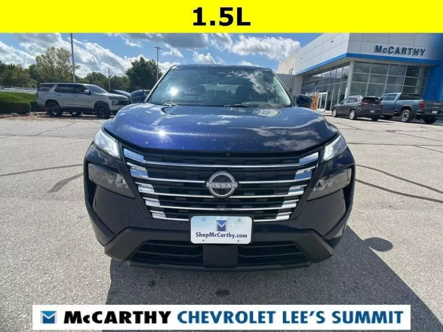 2024 Nissan Rogue SV photo 1