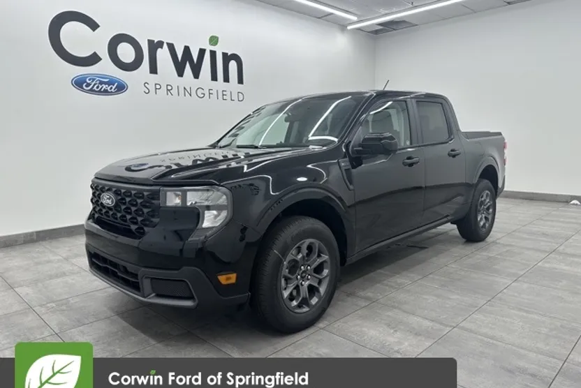 2025 Ford Maverick XLT photo 1