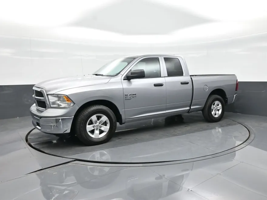 2024 Ram 1500 Classic SLT photo 1