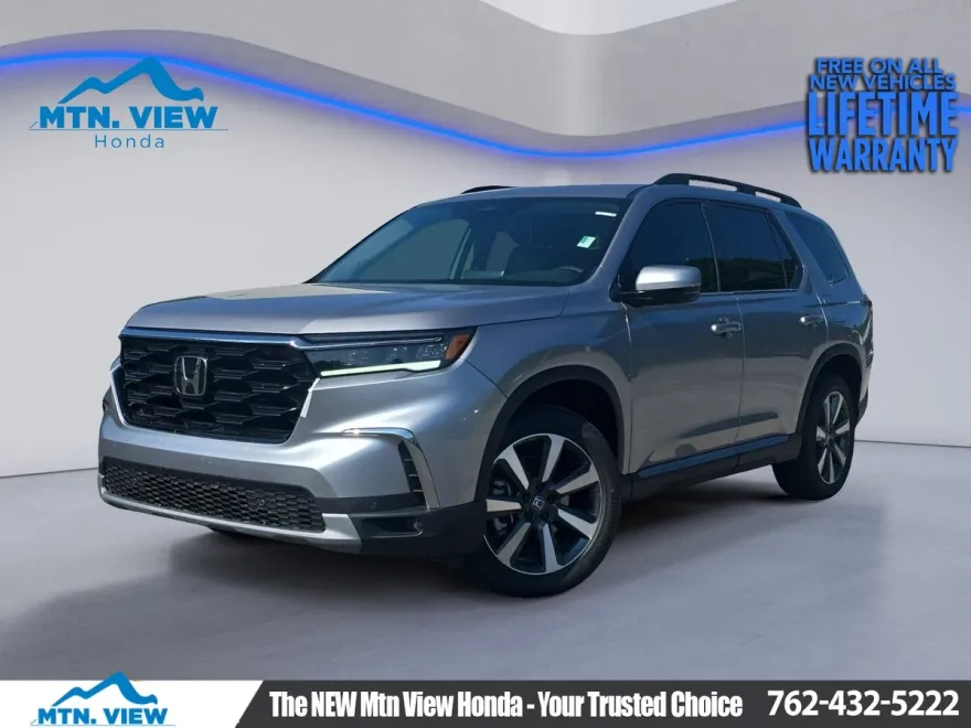 2025 Honda Pilot Touring photo 1