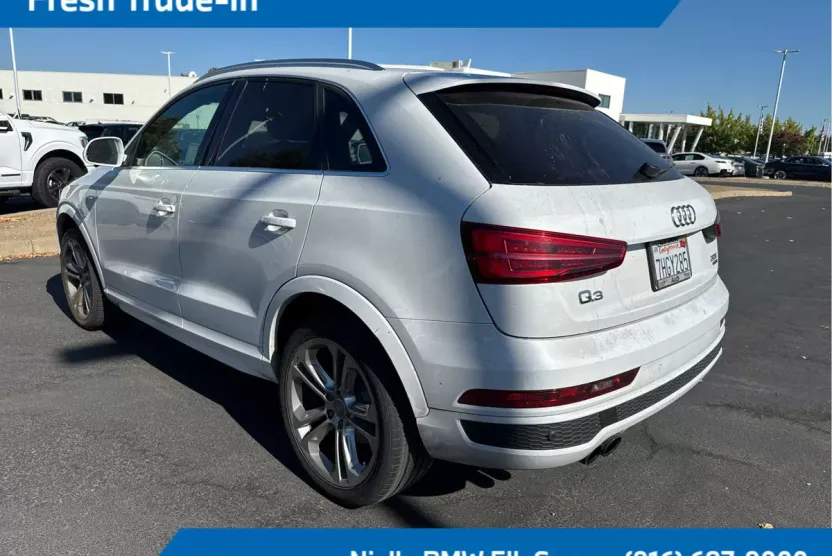 2016 Audi Q3 Prestige photo 1