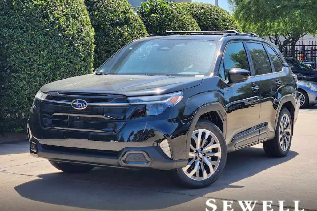 2025 Subaru Forester Touring photo 1