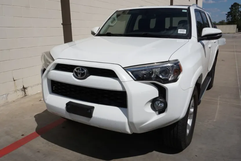 2015 Toyota 4Runner Base photo 1