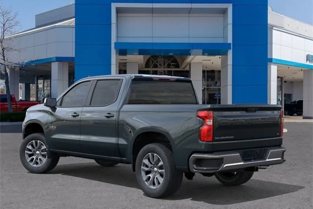 2026 Chevrolet Silverado 1500 LT photo 1