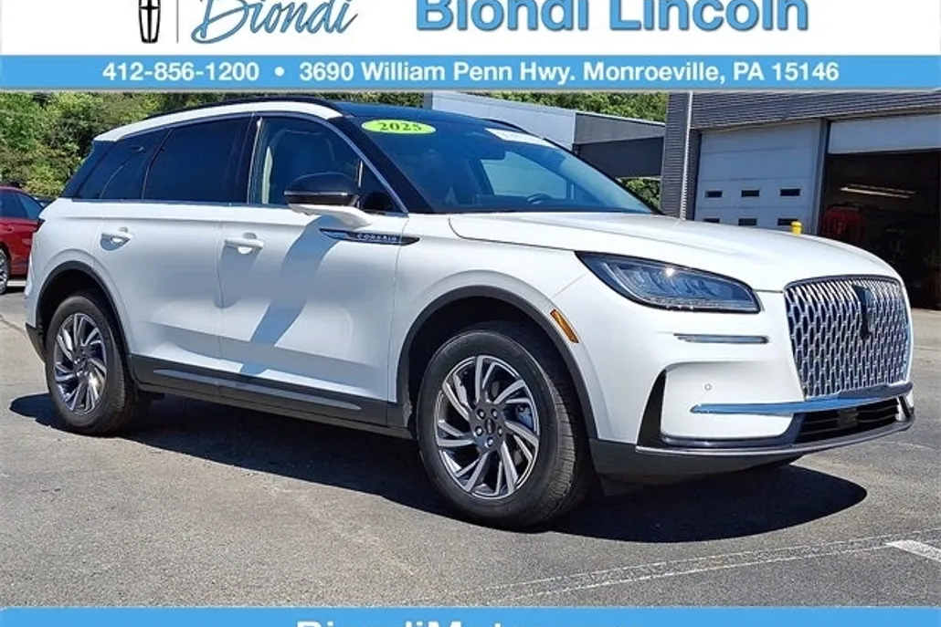 2025 Lincoln Corsair Premiere photo 1