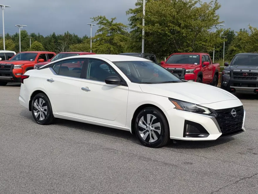 2025 Nissan Altima 2.5 S photo 1