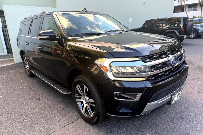 2022 Ford Expedition MAX Limited photo 1