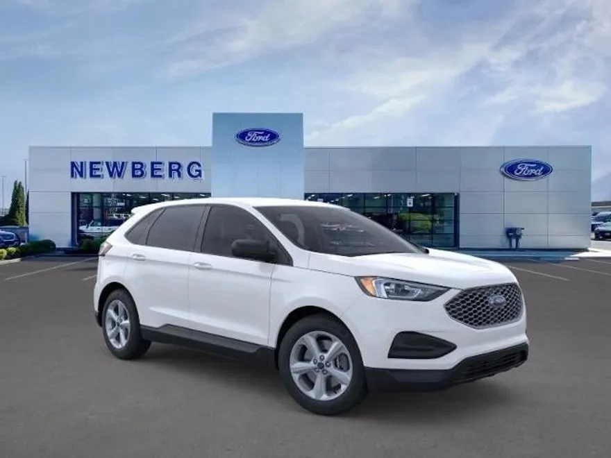 2024 Ford Edge SE photo 1