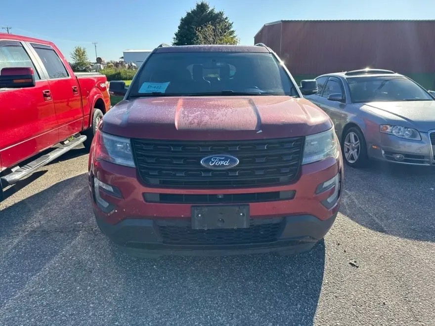 2017 Ford Explorer Sport photo 1