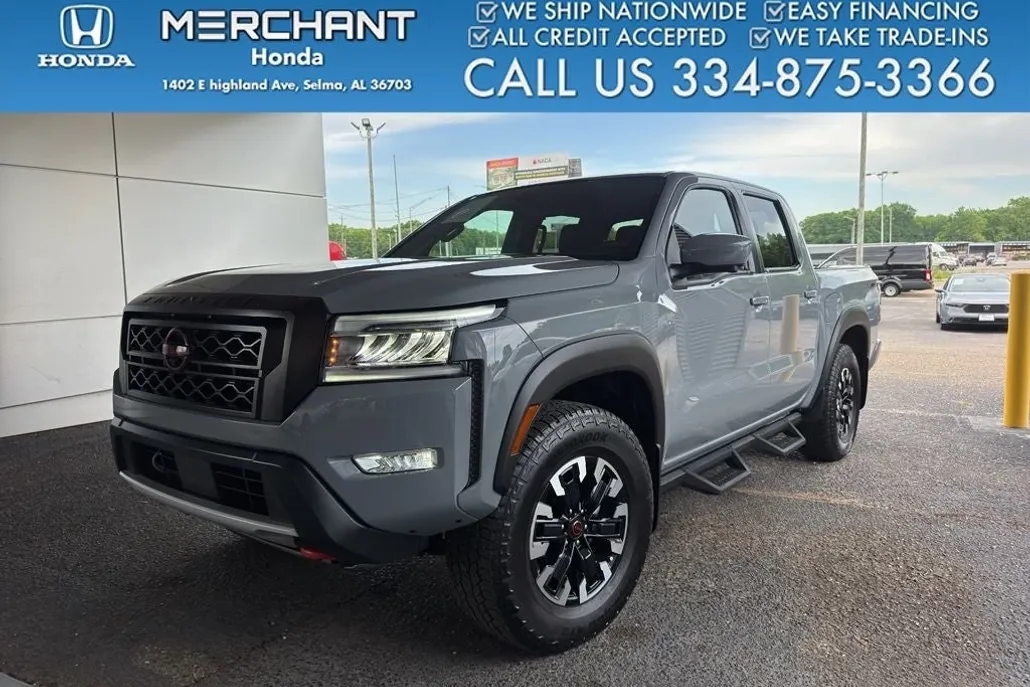 2023 Nissan Frontier PRO-4X photo 1
