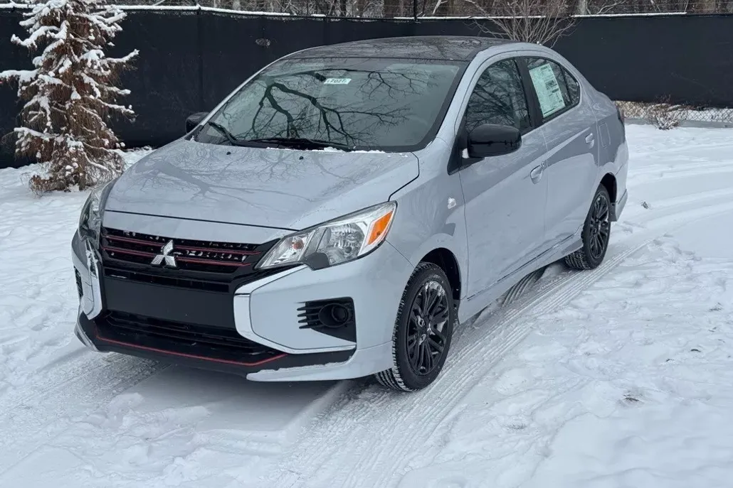2024 Mitsubishi Mirage G4 Black Edition photo 1