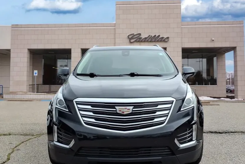 2017 Cadillac XT5 Luxury photo 1