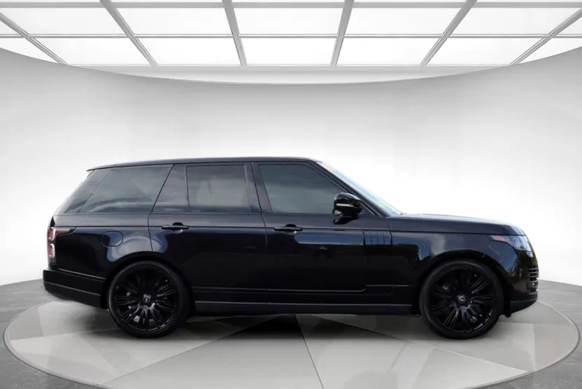 2018 Land Rover Range Rover SuperCharged HSE photo 1