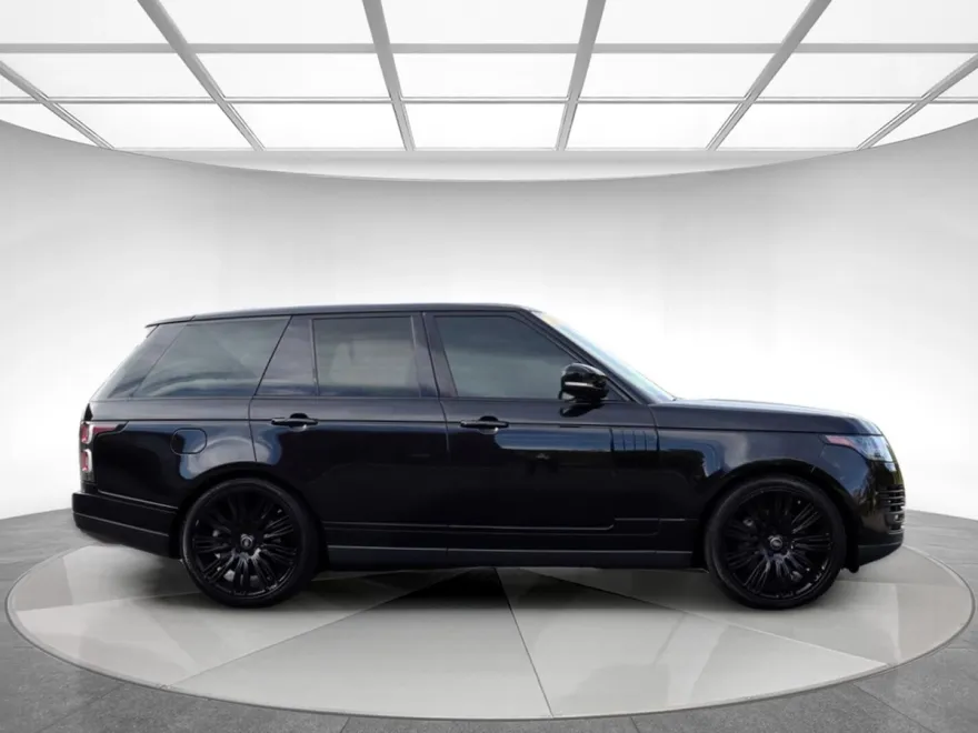 2018 Land Rover Range Rover SuperCharged HSE photo 1