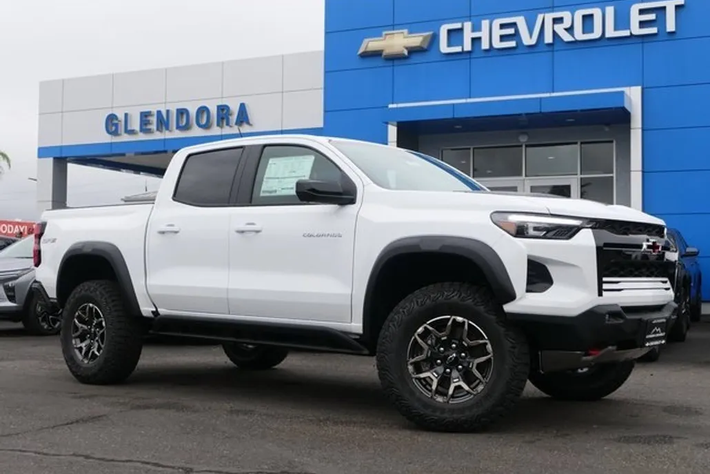2026 Chevrolet Colorado ZR2 photo 1