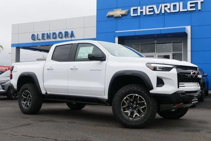 2026 Chevrolet Colorado ZR2 photo 1