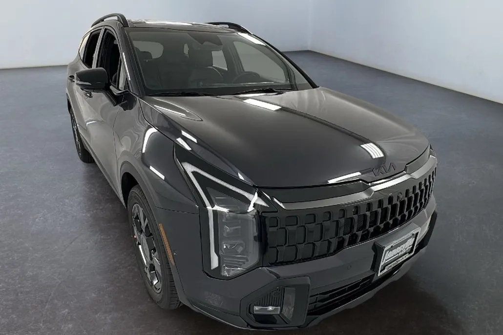 2026 Kia Sportage X-Line photo 1