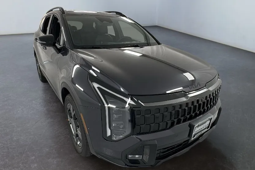 2026 Kia Sportage X-Line photo 1