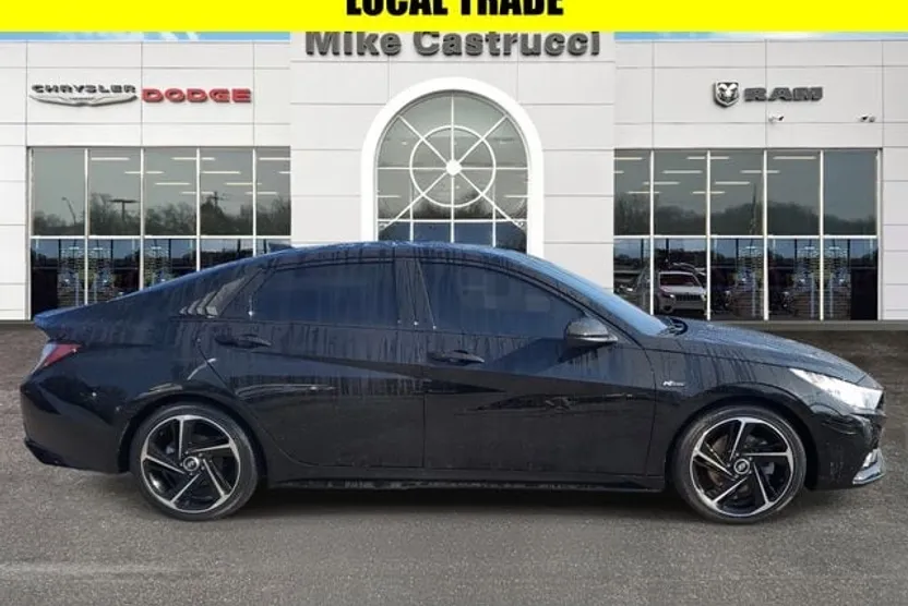 2021 Hyundai Elantra N Line photo 1