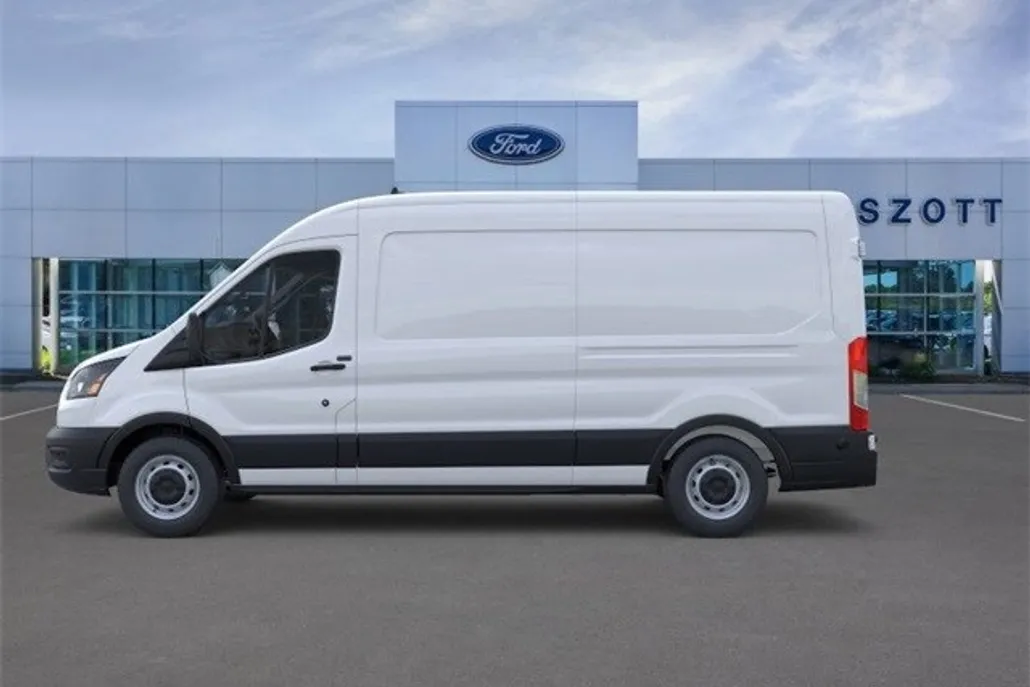 2025 Ford Transit photo 1