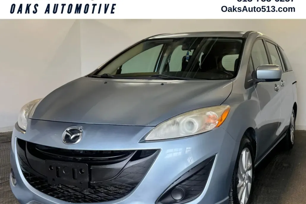 2012 Mazda Mazda5 Sport photo 1