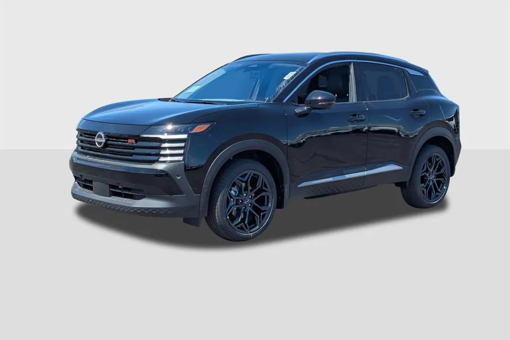 2025 Nissan Kicks SR photo 1