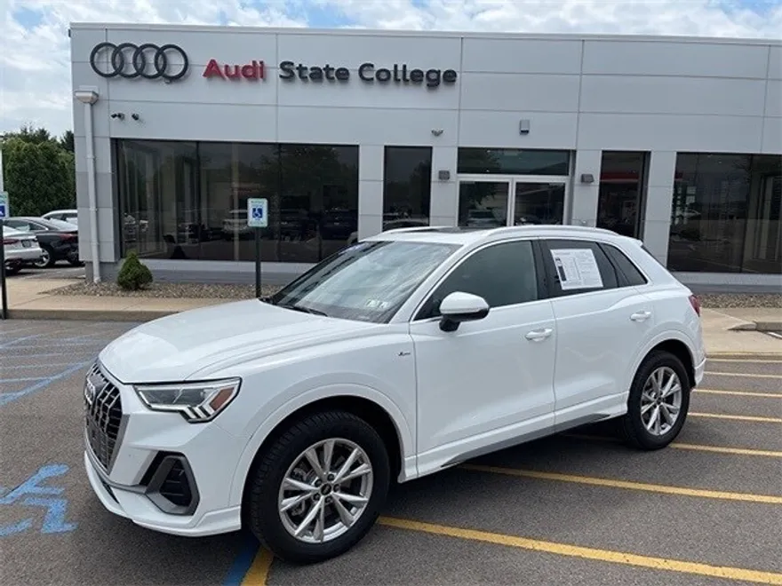 2024 Audi Q3 Premium S line photo 1