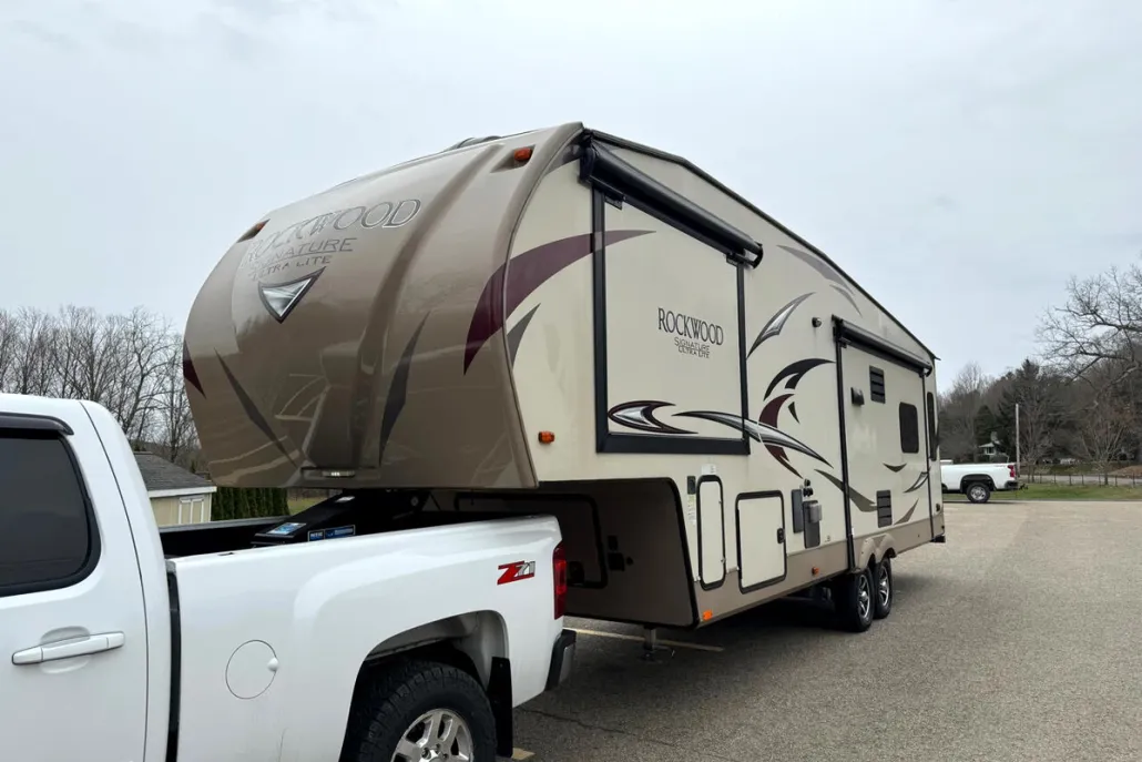 2018 Forest River Real-lite / Rockwood Lite Weight Trailers photo 1