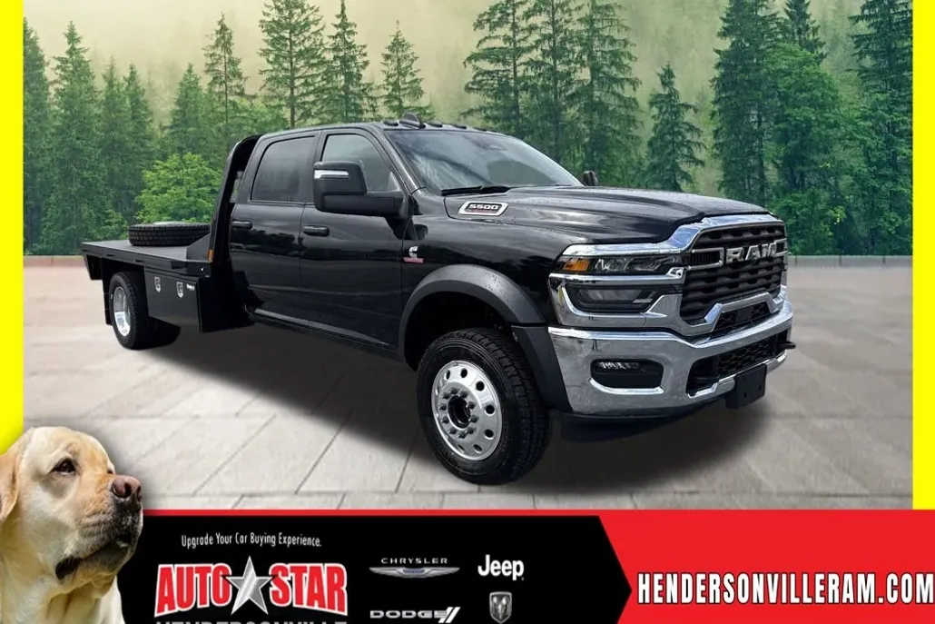 2025 Ram 5500 Tradesman photo 1