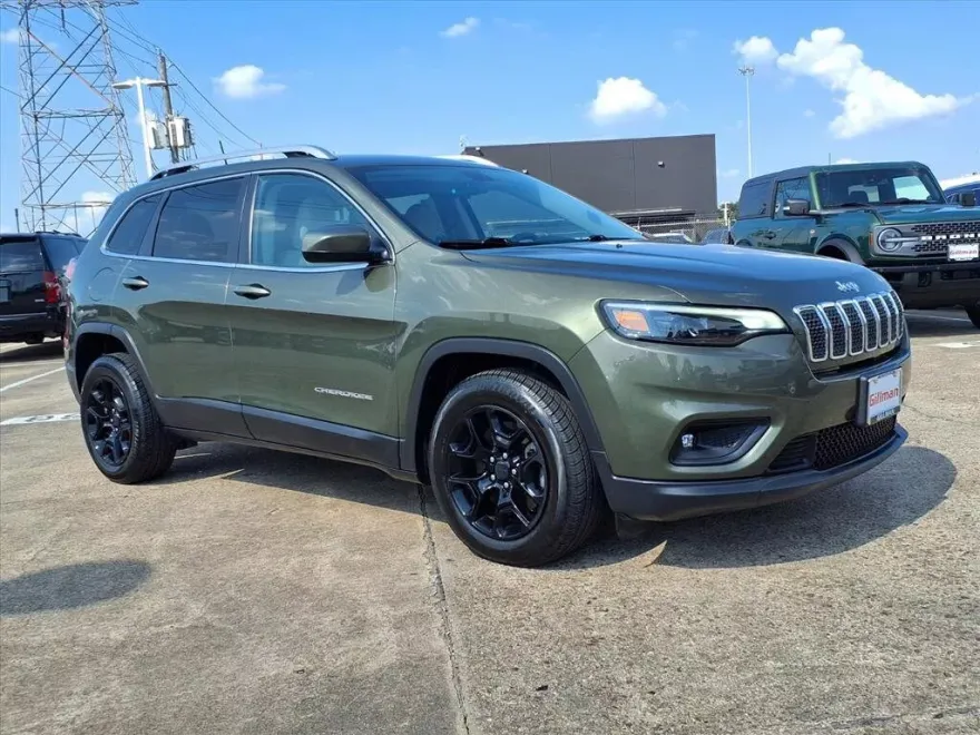 2019 Jeep Cherokee Latitude photo 1