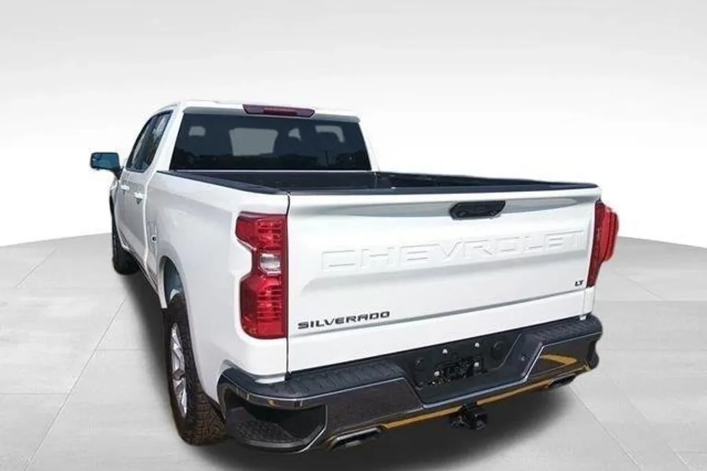 2023 Chevrolet Silverado 1500 LT photo 1