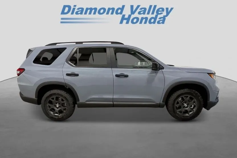2025 Honda Pilot TrailSport photo 1