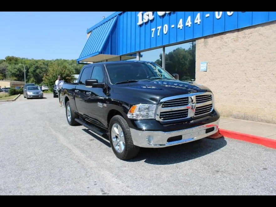 2018 Ram 1500 SLT photo 1
