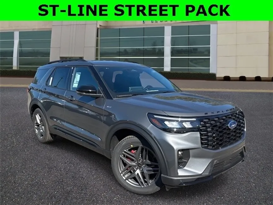 2025 Ford Explorer ST-Line photo 1