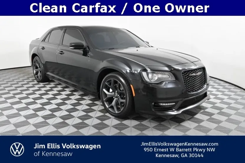2022 Chrysler 300 S photo 1