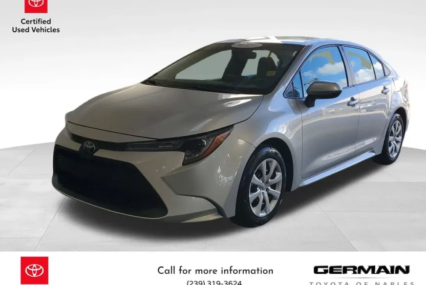 2022 Toyota Corolla LE photo 1