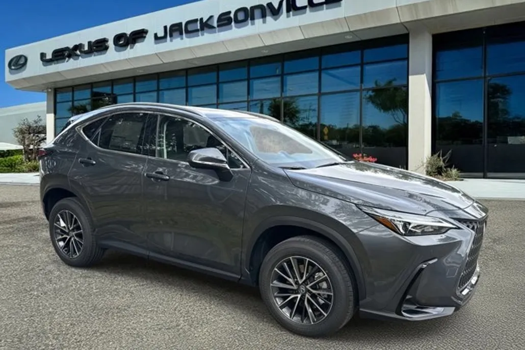 2026 Lexus NX 350 photo 1