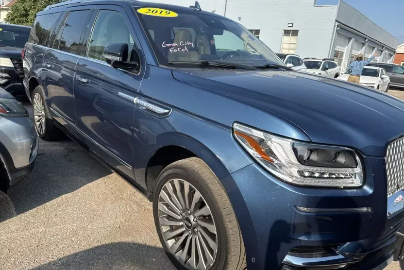 2019 Lincoln Navigator L Reserve photo 1