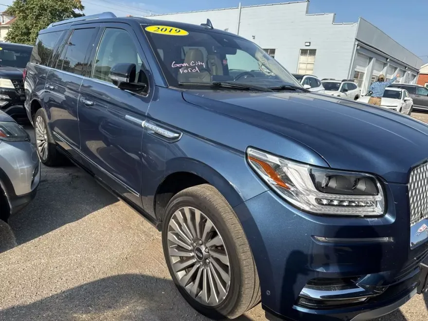 2019 Lincoln Navigator L Reserve photo 1