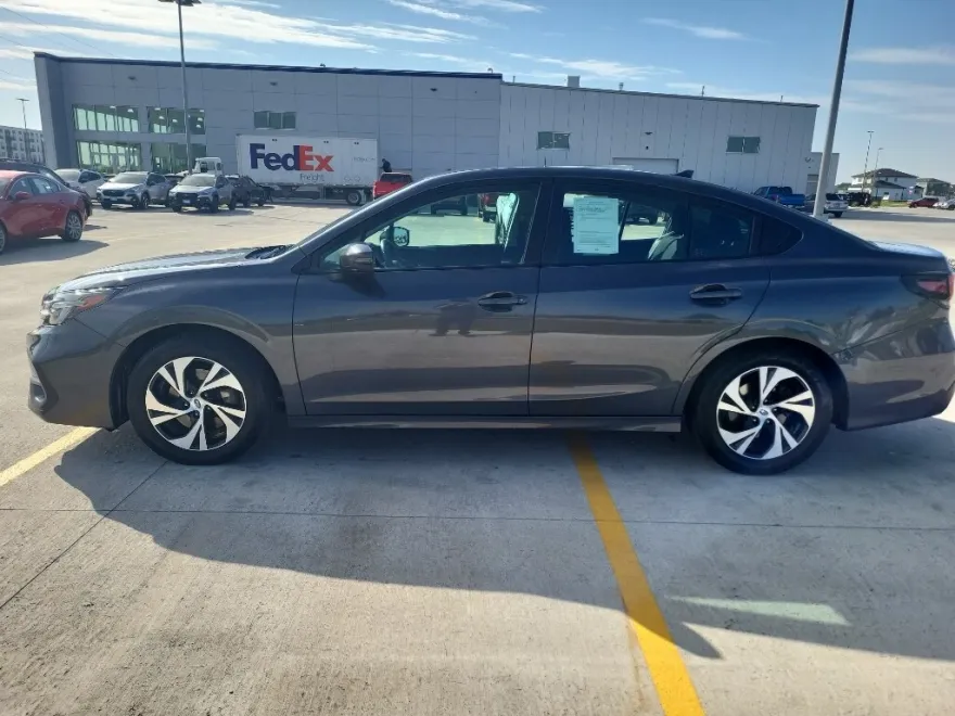 2023 Subaru Legacy Premium photo 1