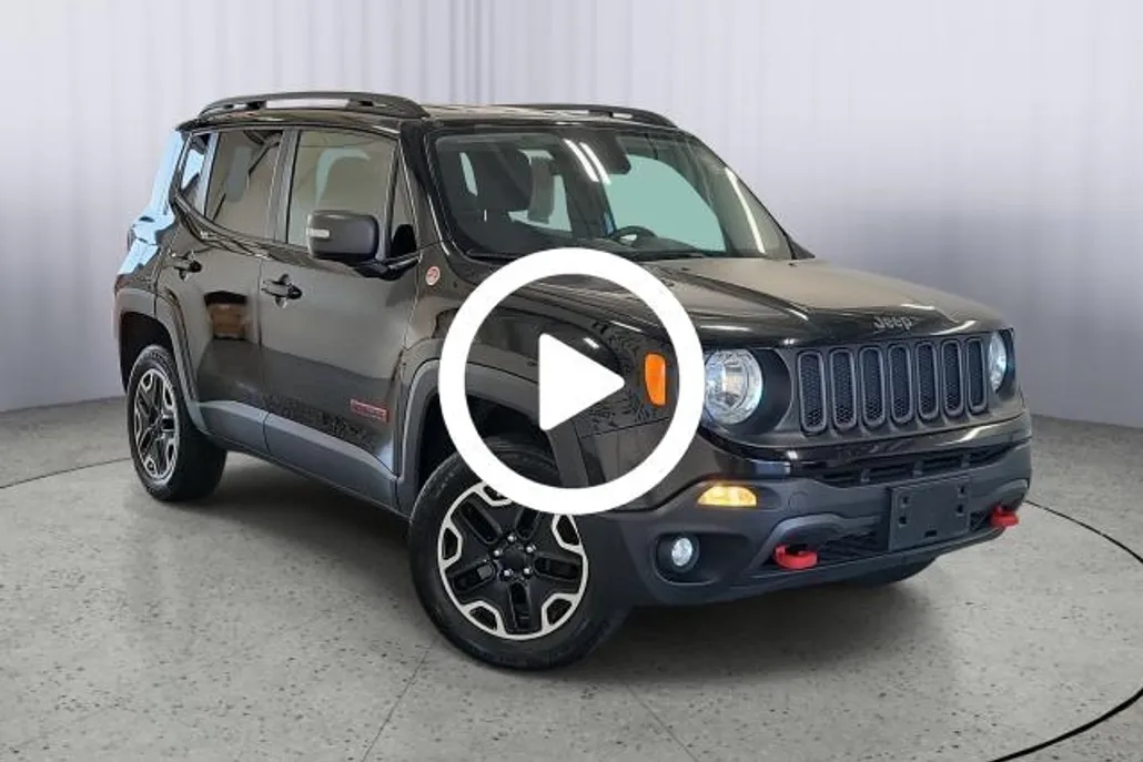 2017 Jeep Renegade Trailhawk photo 1
